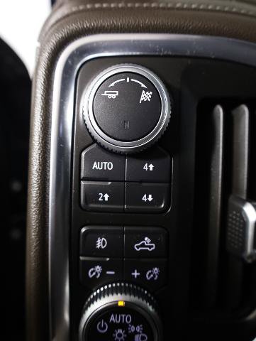 Used 2019 GMC Sierra 1500 SLT w/ X31 Off-Road Package AWD/4WD image 23