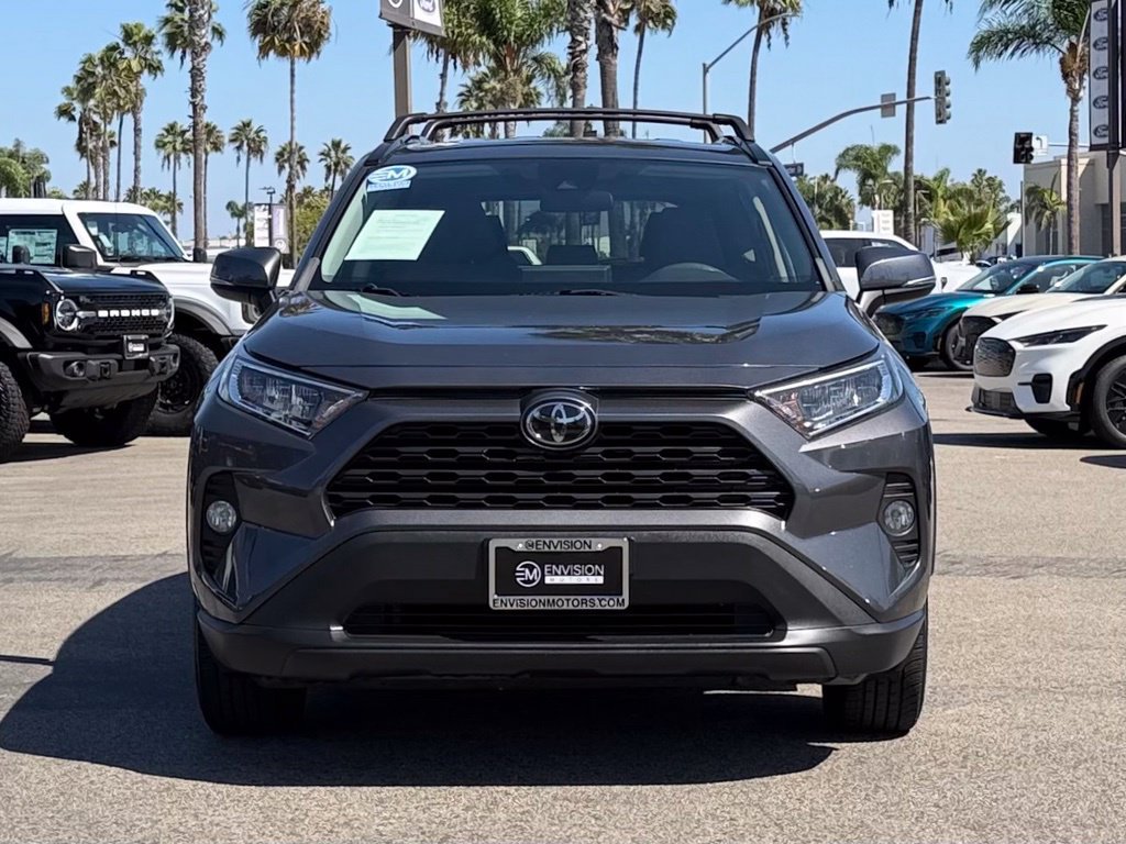 Used 2020 Toyota RAV4 XLE w/ Carpet Mat Package FWD image 3