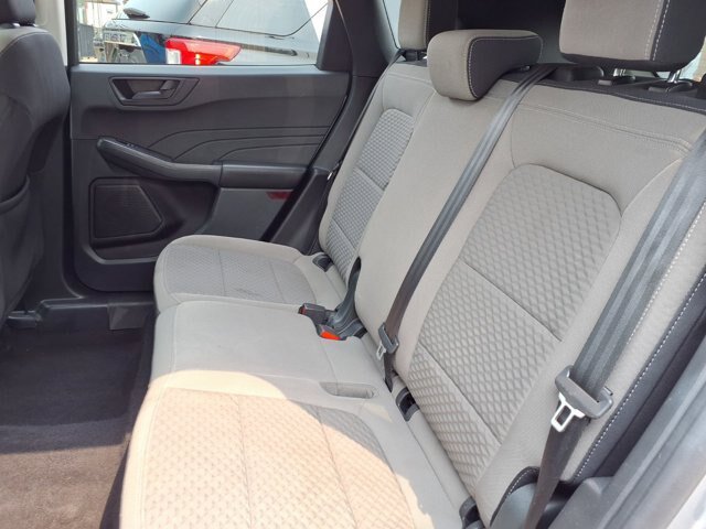 Certified 2022 Ford Escape SE w/ Cold Weather Package AWD/4WD image 7
