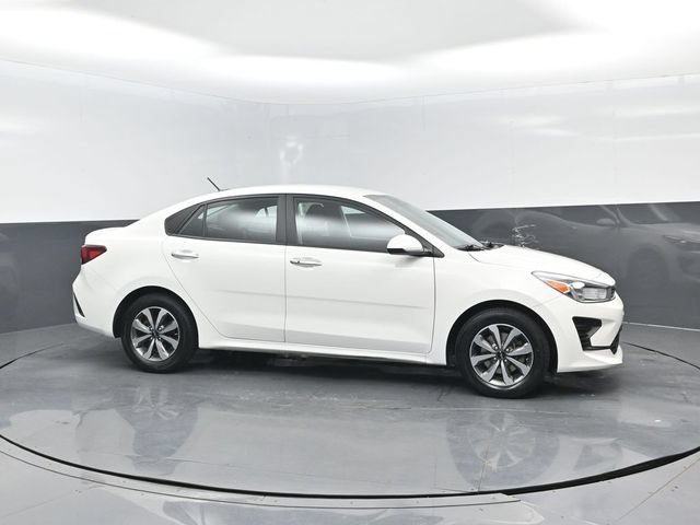 Used 2023 Kia Rio S w/ Technology Package FWD image 3