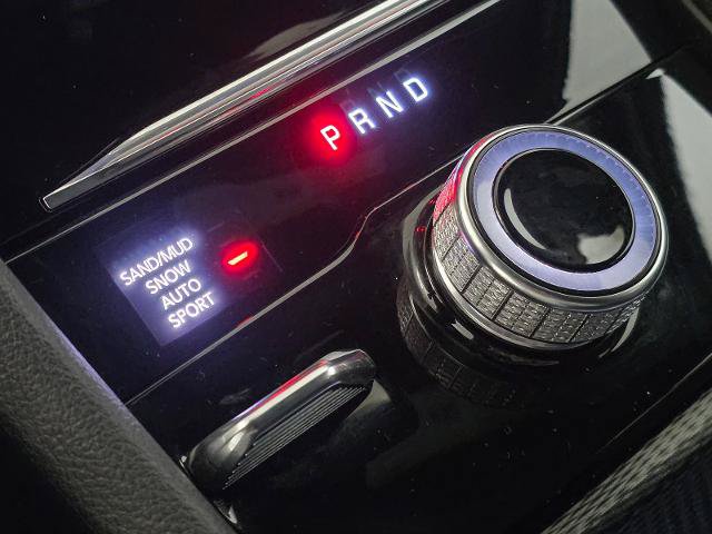 Used 2024 Jeep Grand Cherokee L Limited w/ Black Appearance Package AWD/4WD image 30