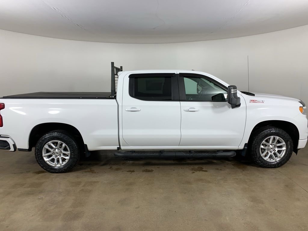Used 2023 Chevrolet Silverado 1500 RST AWD/4WD image 7