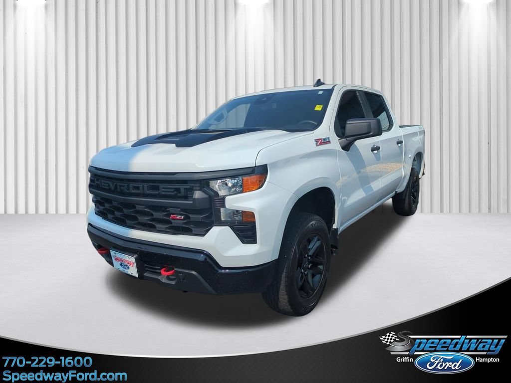 Used 2025 Chevrolet Silverado 1500 Custom Trail Boss AWD/4WD image 1