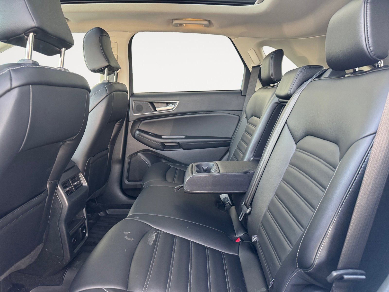 Certified 2024 Ford Edge SEL w/ Convenience Package image 13