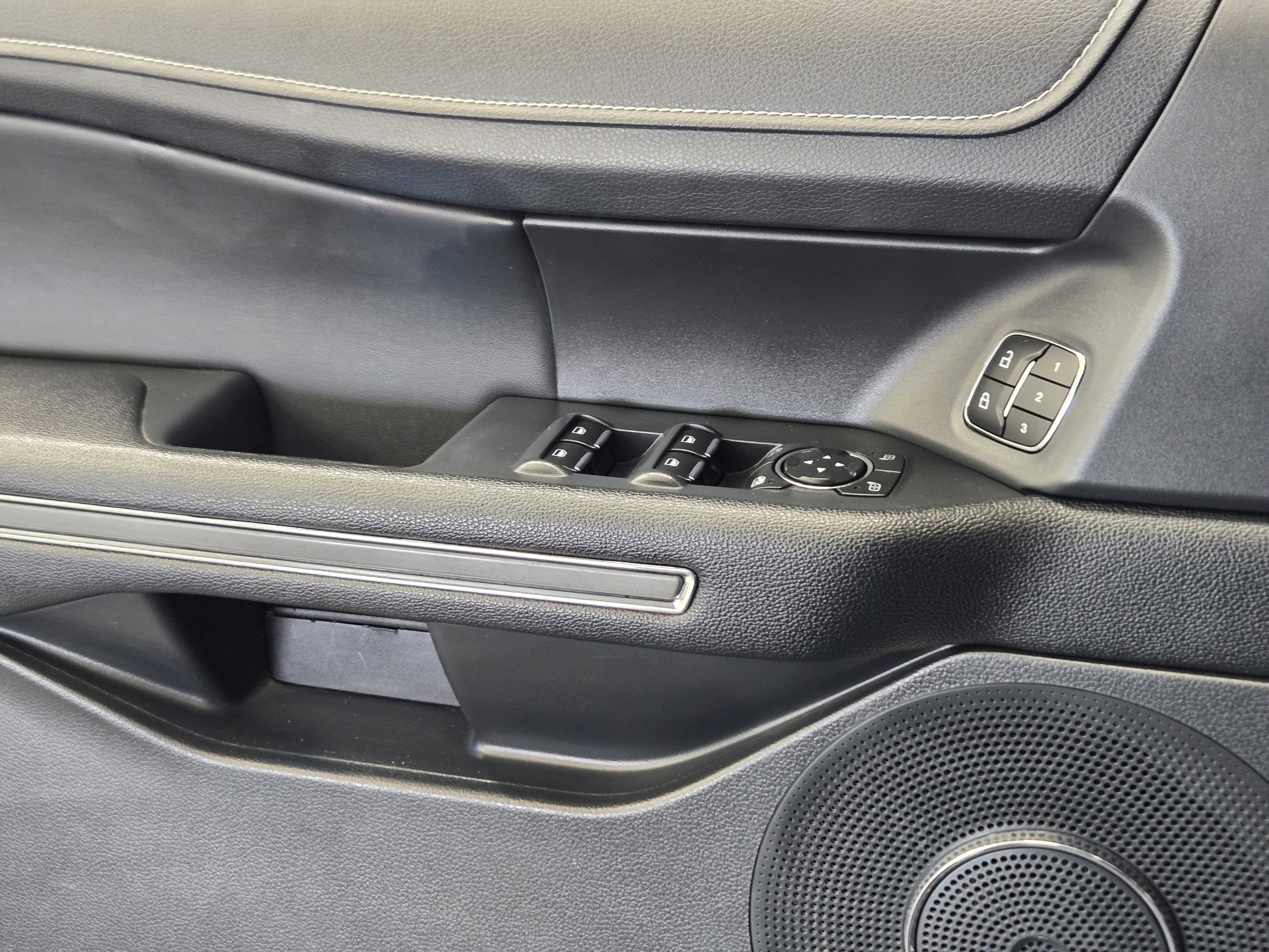 Certified 2022 Ford Expedition XLT image 21