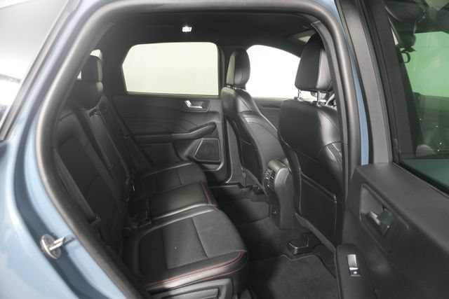 Certified 2025 Ford Escape ST-Line Select AWD/4WD image 25