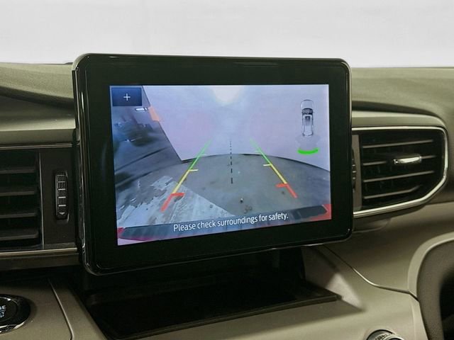 Certified 2022 Ford Explorer XLT w/ Equipment Group 202A image 14