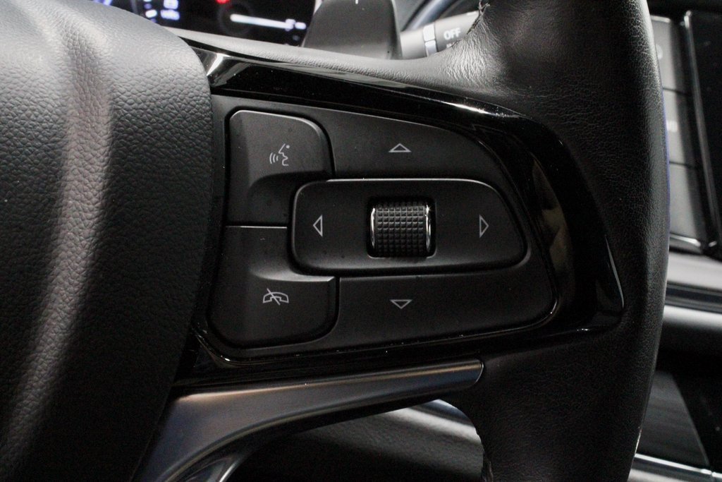 Used 2024 Buick Enclave Premium image 32