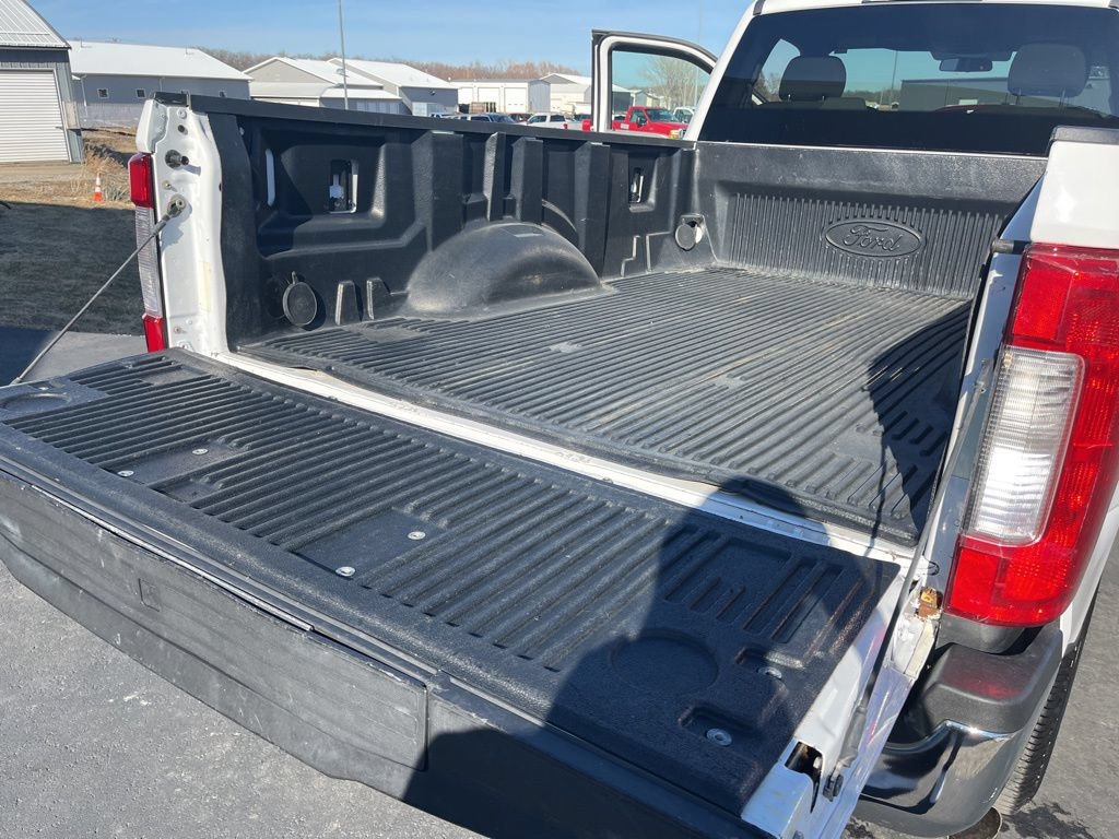 Certified 2019 Ford F250 XLT w/ FX4 Off-Road Package AWD/4WD image 13