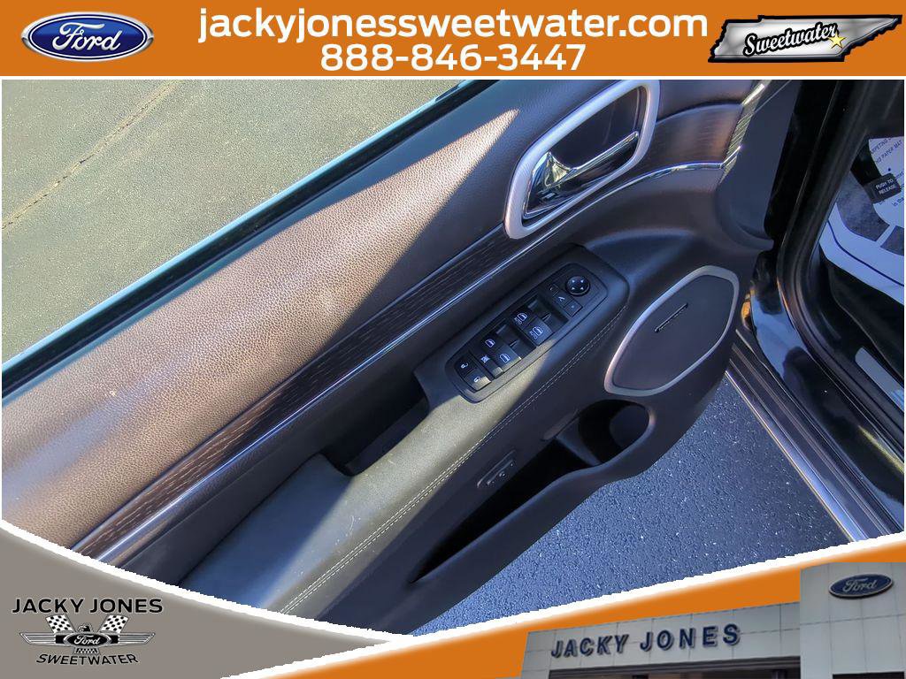 Used 2021 Jeep Grand Cherokee Summit image 12