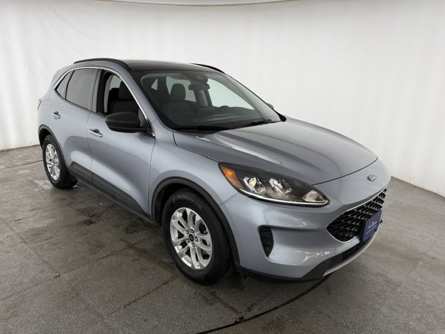 Certified 2022 Ford Escape SE w/ Convenience Package FWD image 3