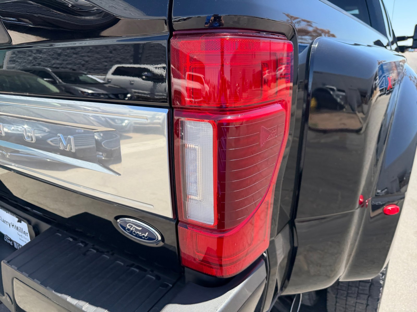 Certified 2022 Ford F450 Platinum AWD/4WD image 28