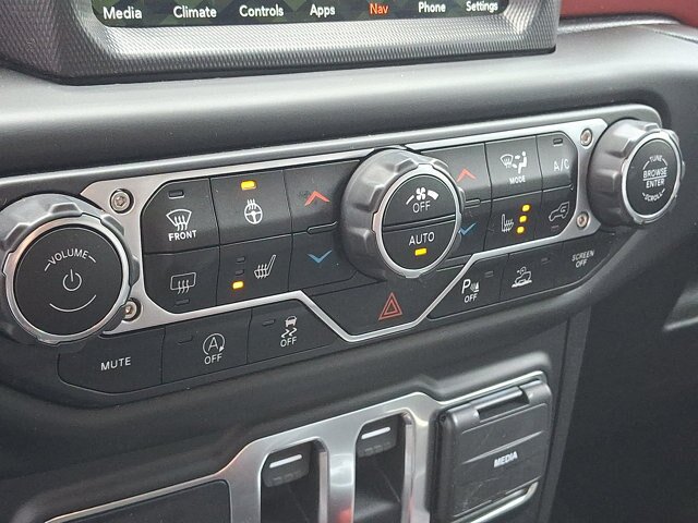 Used 2021 Jeep Wrangler Rubicon AWD/4WD image 9