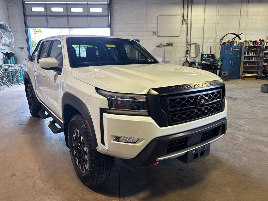 Used 2022 Nissan Frontier PRO-4X w/ Off-Road Protection Package AWD/4WD image 3