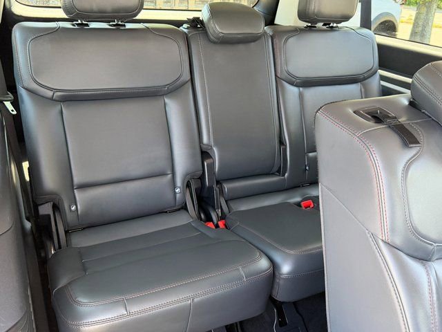 Certified 2025 Ford Expedition Max Active AWD/4WD image 37