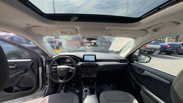 Certified 2022 Ford Escape SE w/ SE Sport Appearance Package AWD/4WD image 19