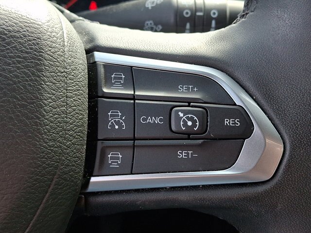 Used 2023 Jeep Compass Limited AWD/4WD image 23