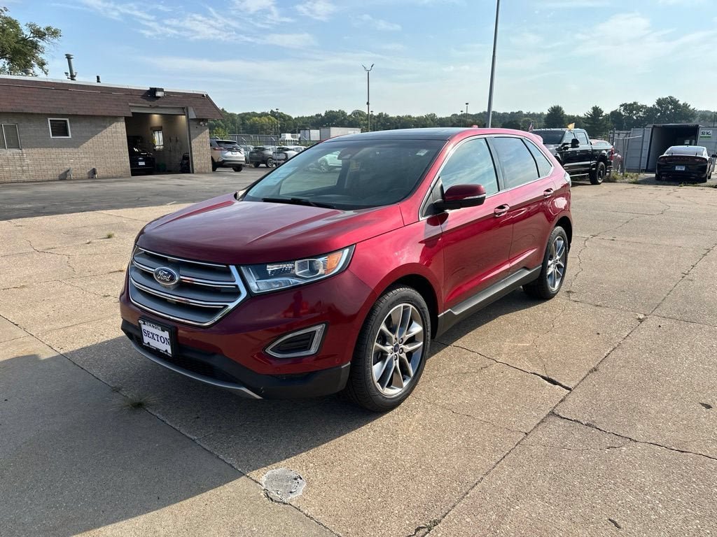 Certified 2017 Ford Edge Titanium w/ Equipment Group 302A AWD/4WD image 3