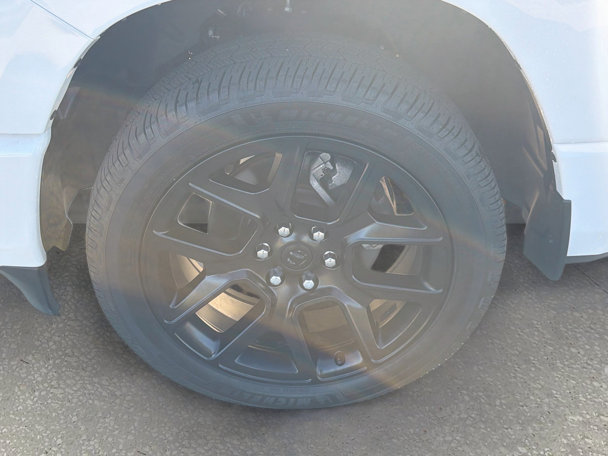 Used 2023 RAM 1500 Laramie AWD/4WD image 30