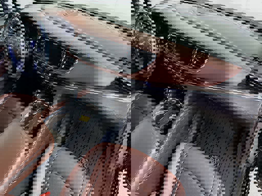 Used 2021 Buick Enclave Avenir w/ Avenir Technology Package image 35