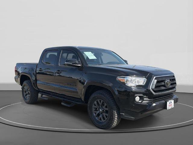 Used 2023 Toyota Tacoma SR5 w/ Technology Package image 5