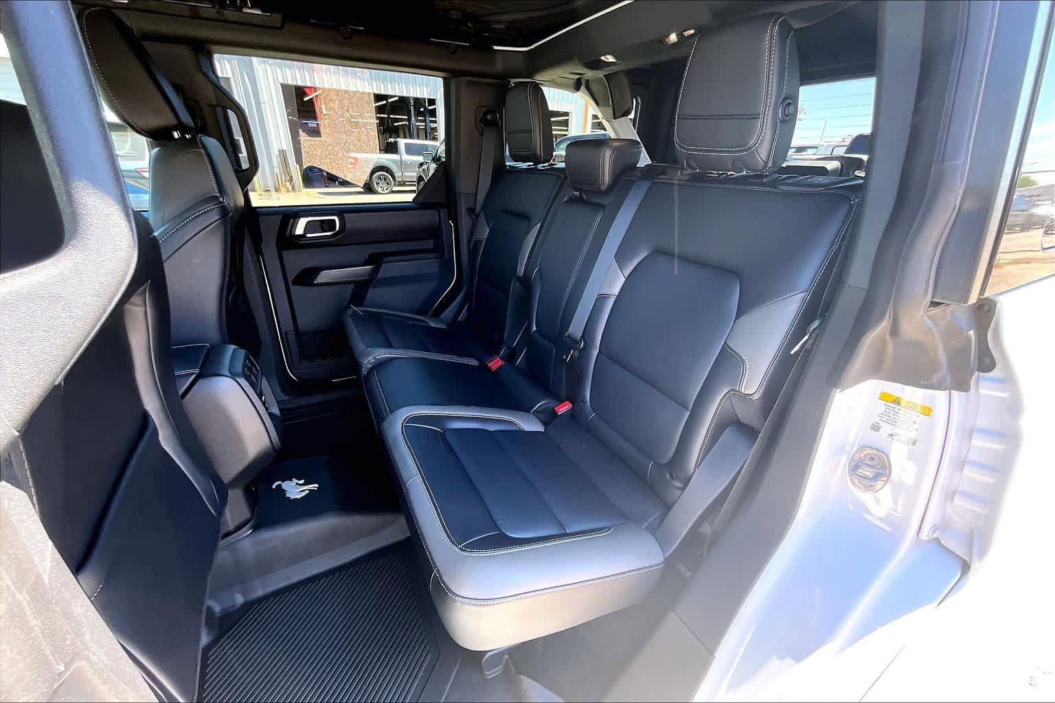 Certified 2025 Ford Bronco Outer Banks AWD/4WD image 21