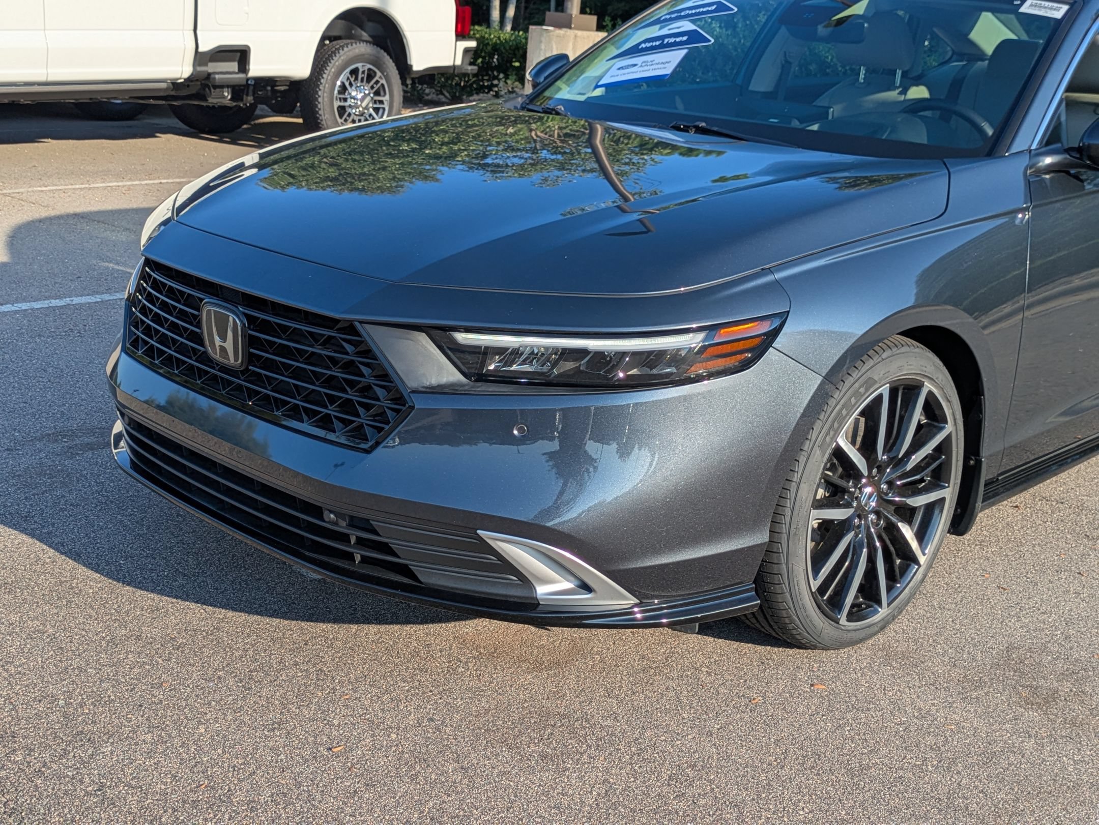 Used 2024 Honda Accord Touring image 10