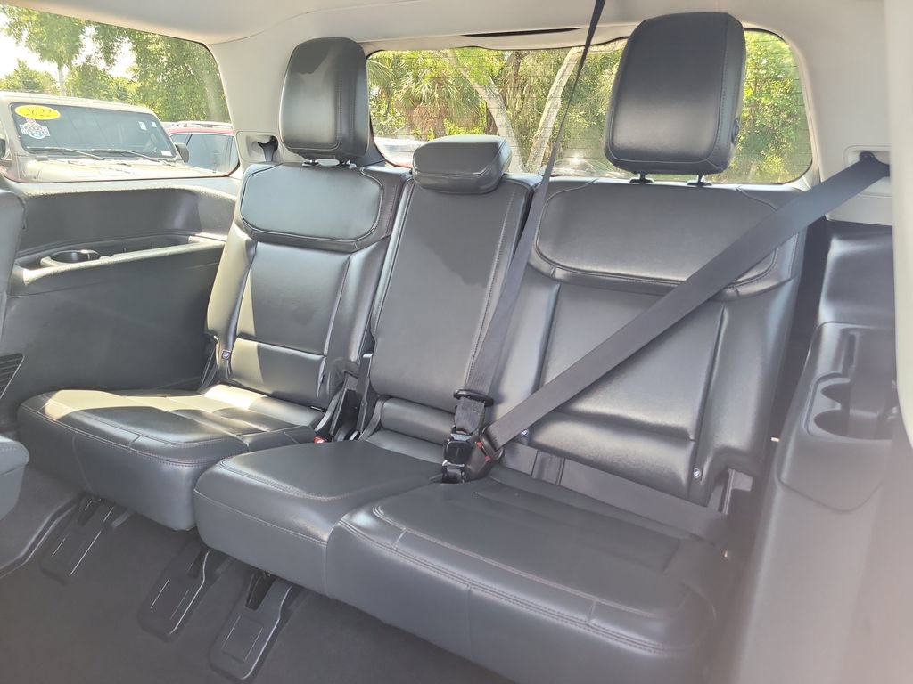 Certified 2025 Ford Expedition Active AWD/4WD image 14