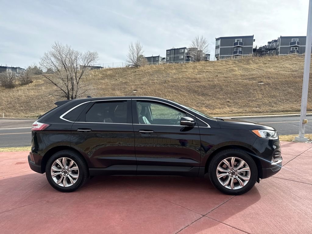 Certified 2024 Ford Edge Titanium AWD/4WD image 10