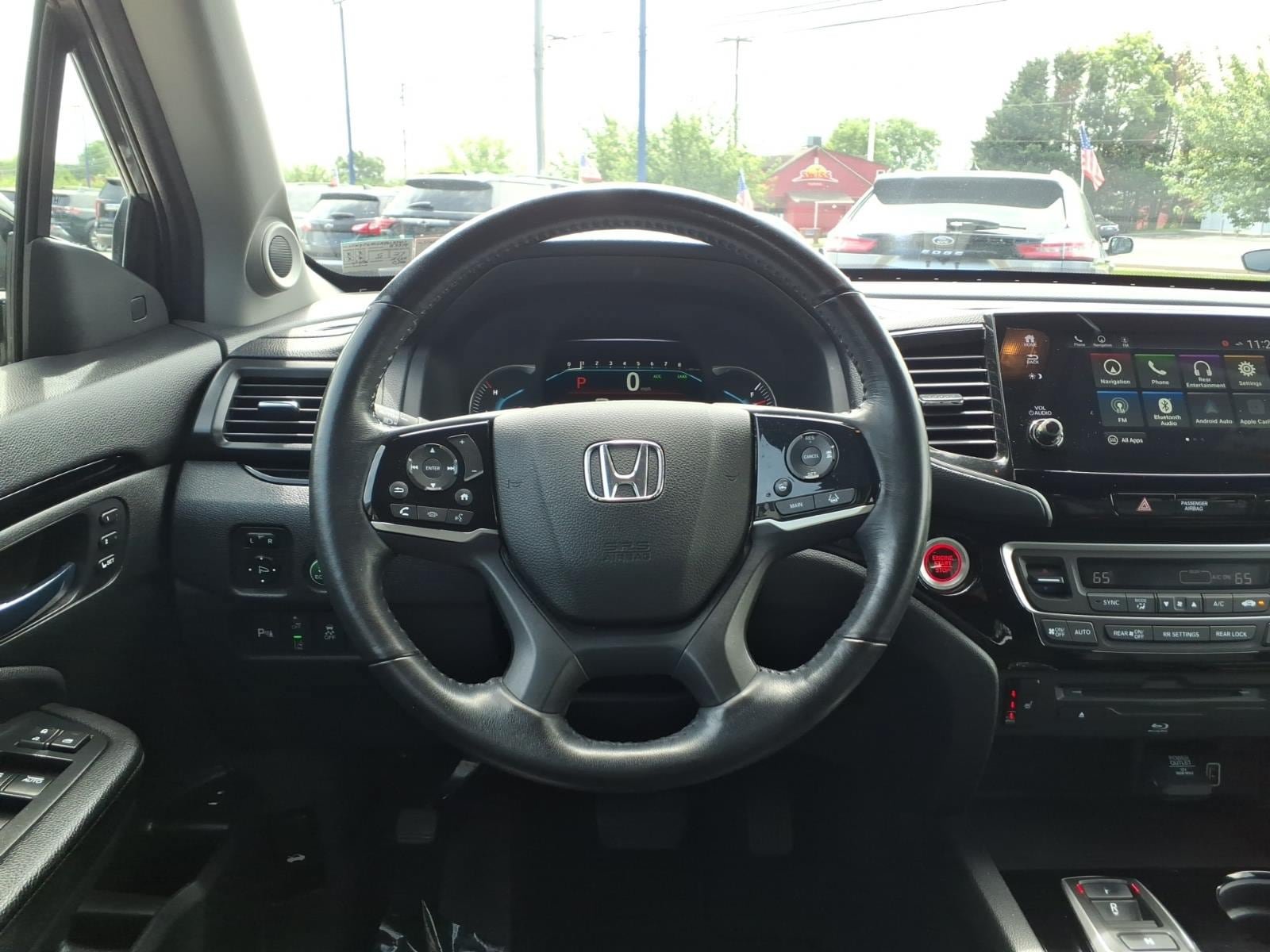 Used 2019 Honda Pilot Touring image 15