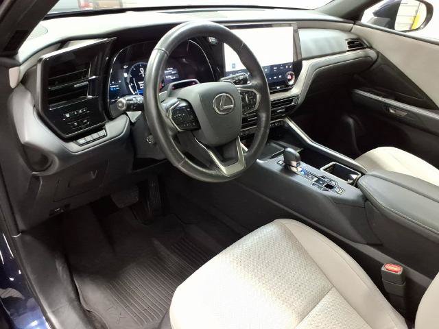 Used 2024 Lexus TX 350 AWD w/ Captains Chair Package image 5