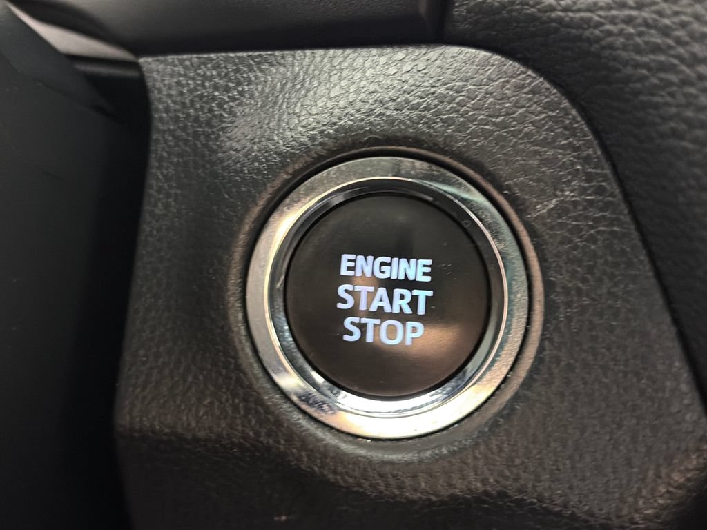 Used 2024 Toyota RAV4 XLE AWD/4WD image 21