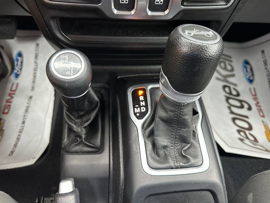 Used 2020 Jeep Wrangler Sport image 13