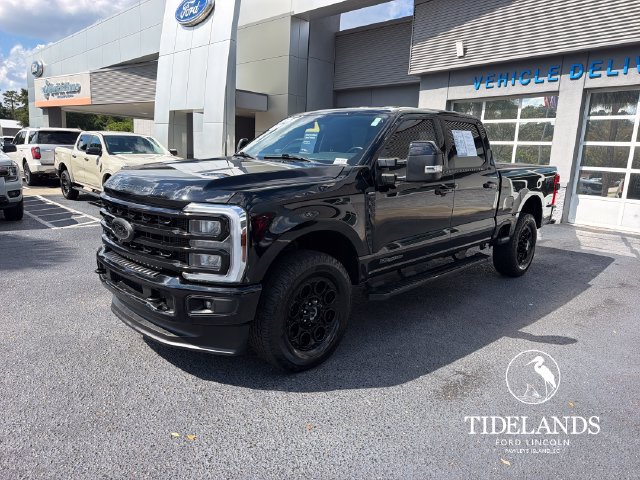 Certified 2024 Ford F350 Lariat w/ Black Appearance Package AWD/4WD image 4