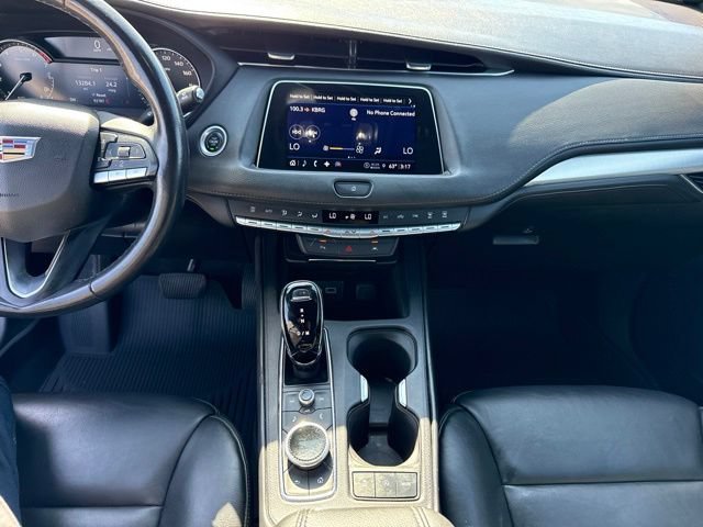 Used 2023 Cadillac XT4 Premium Luxury FWD image 30