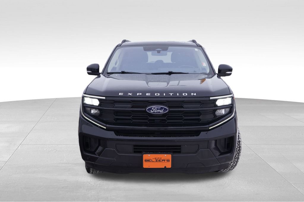 Certified 2025 Ford Expedition Active image 12