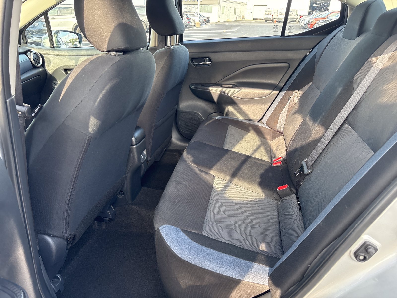 Used 2024 Nissan Versa SV FWD image 31