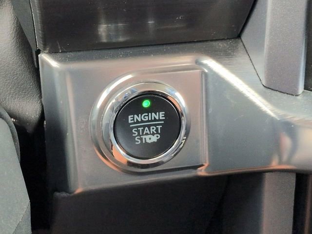 Certified 2023 Ford F150 Lariat w/ Equipment Group 502A High RWD image 27
