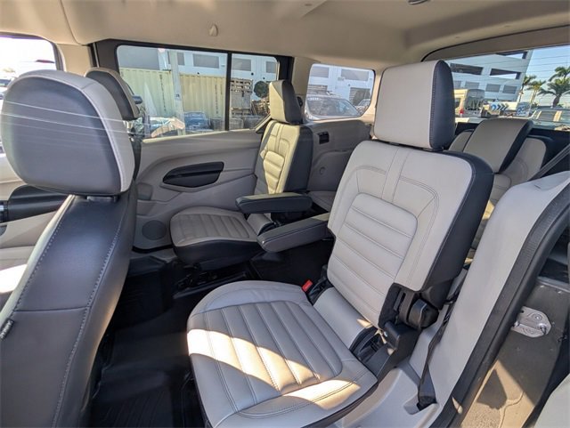 Certified 2023 Ford Transit Connect Titanium w/ Trailer Tow Package image 8