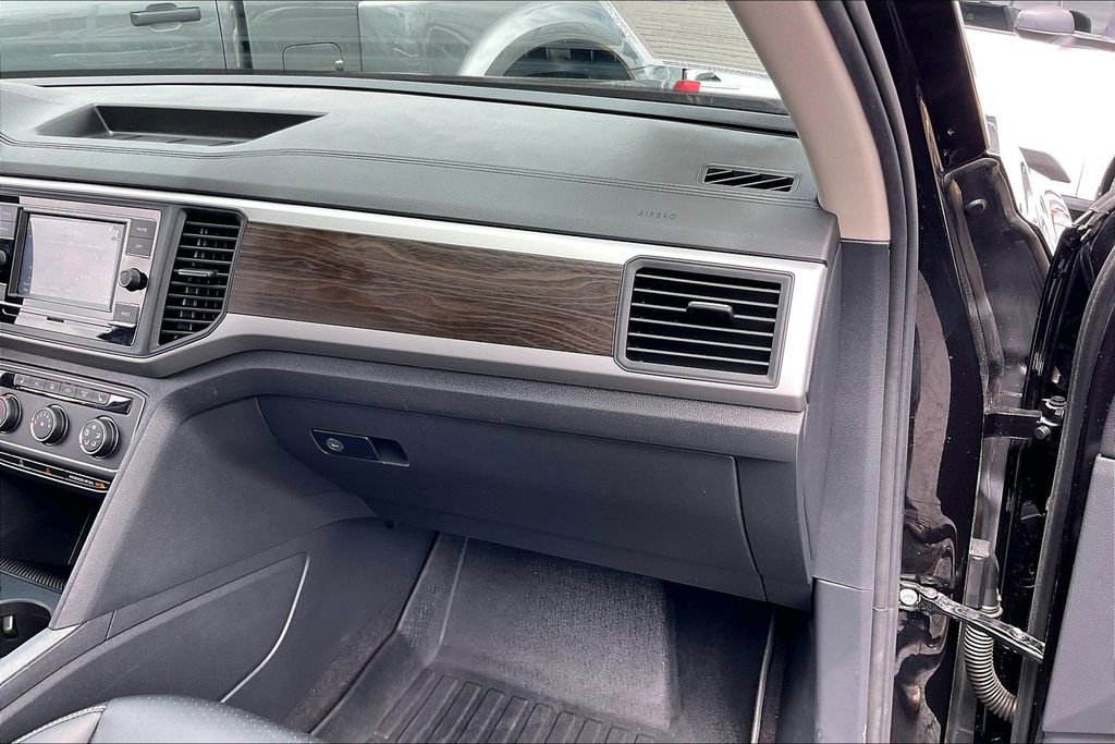 Used 2023 Volkswagen Atlas SE AWD/4WD image 15