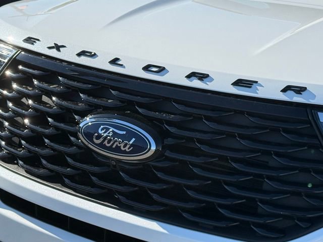 Certified 2024 Ford Explorer ST-Line w/ Class IV Trailer Tow Package AWD/4WD image 27