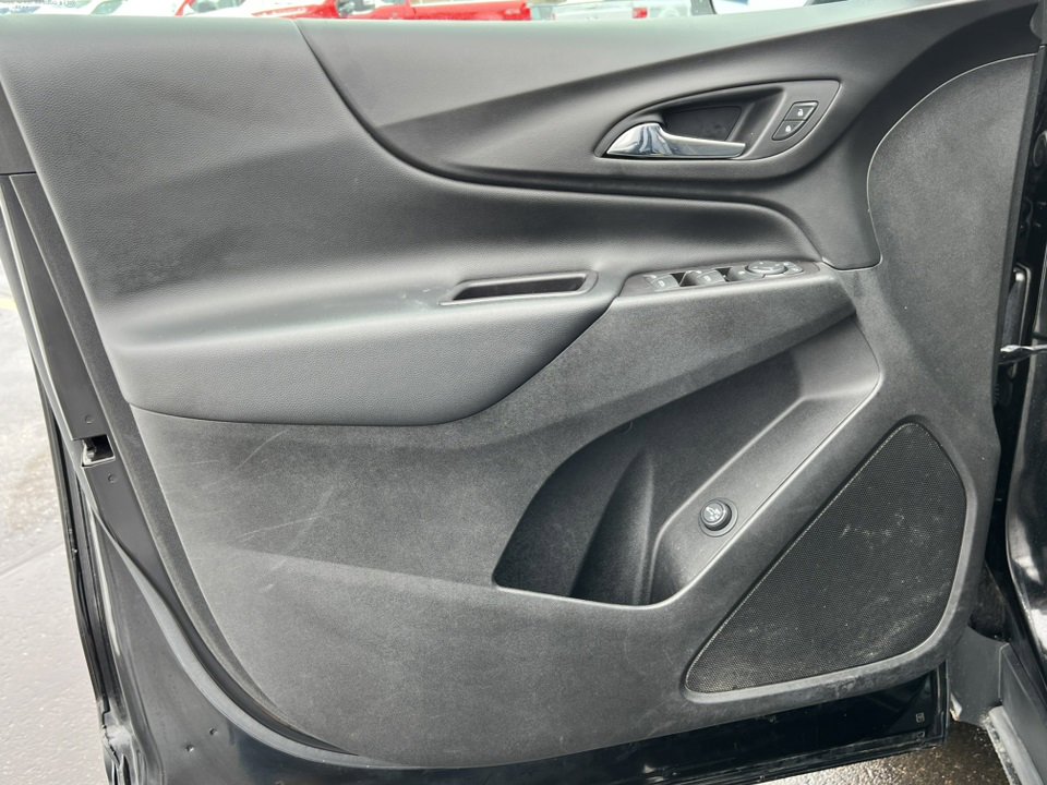 Used 2020 Chevrolet Equinox LT image 12