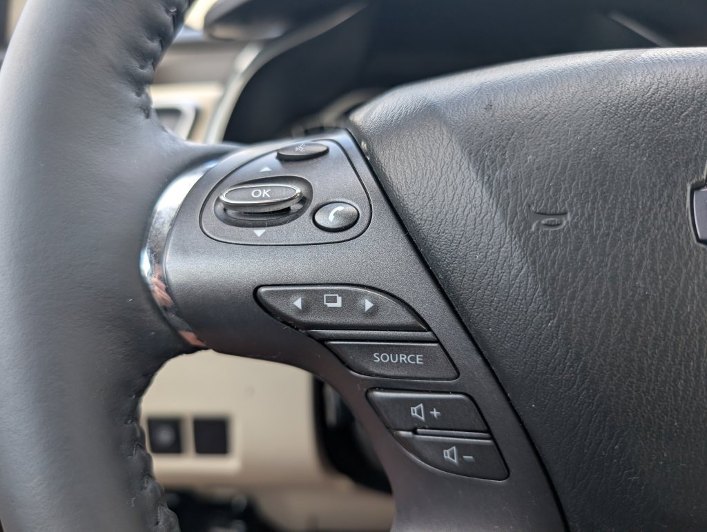 Used 2023 Nissan Murano Platinum w/ Cargo Package FWD image 16