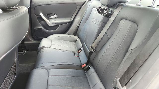 Used 2025 Mercedes-Benz CLA 250 image 31