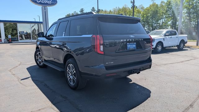 Certified 2025 Ford Expedition Active RWD image 5