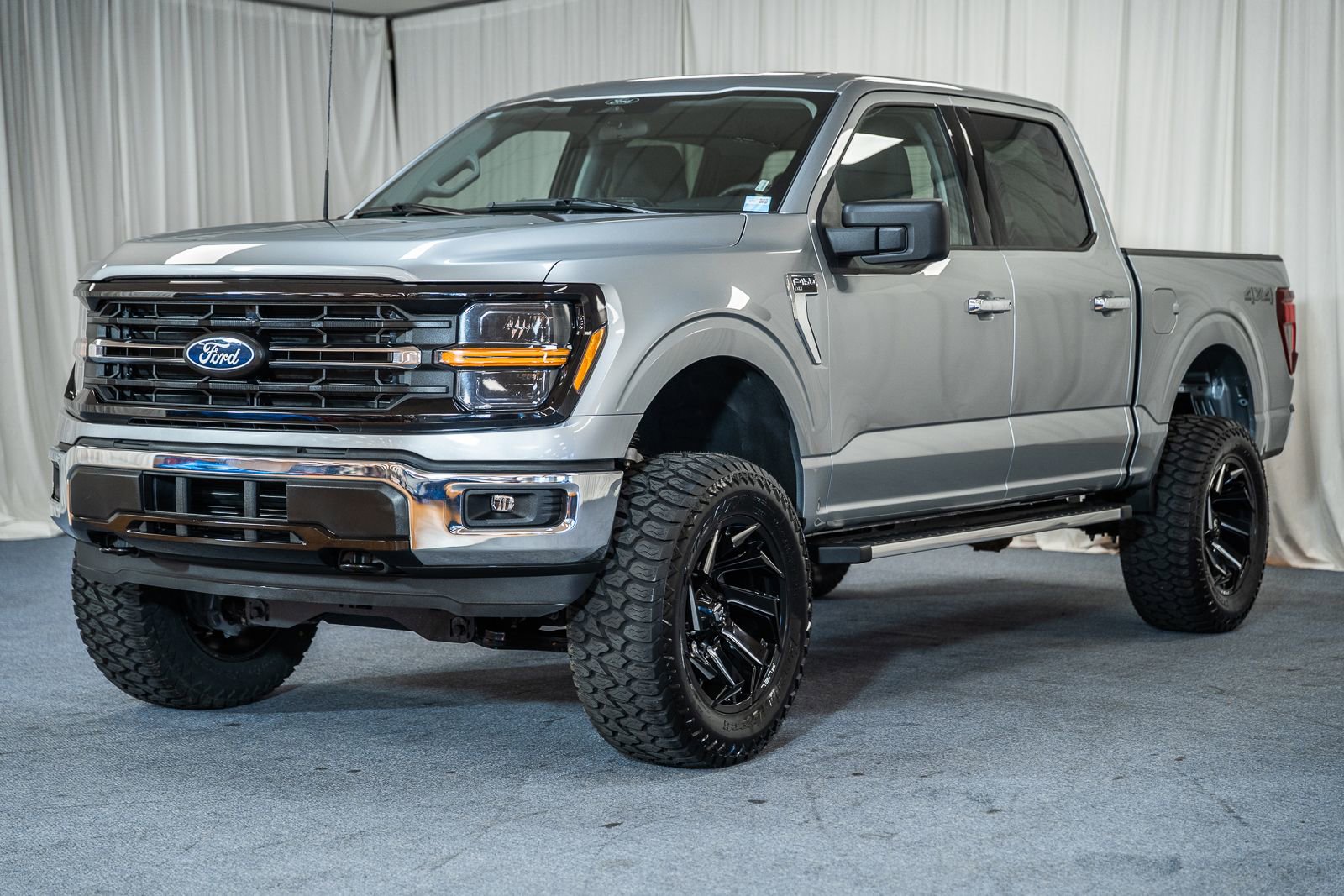 Certified 2025 Ford F150 XLT w/ Equipment Group 301A Standard AWD/4WD image 3