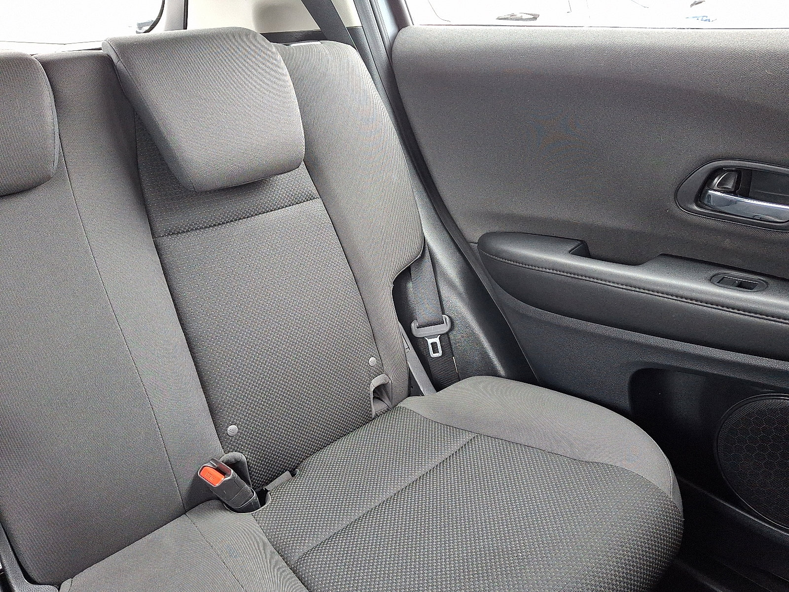 Used 2021 Honda HR-V LX image 18