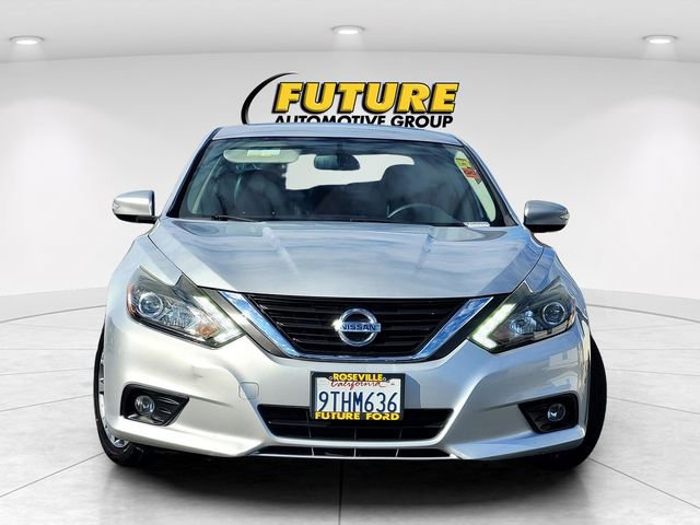 Used 2017 Nissan Altima 2.5 SL w/ 2.5 Technology Package FWD image 8