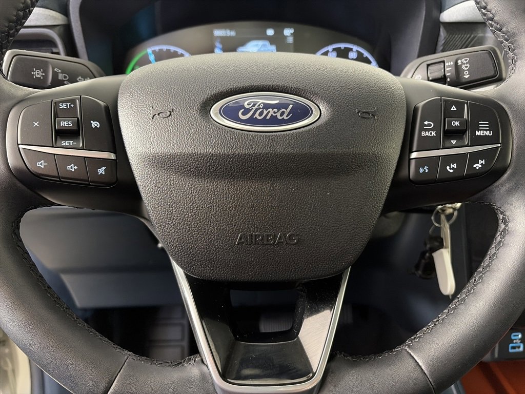 Certified 2024 Ford Maverick XLT w/ XLT Luxury Package image 16