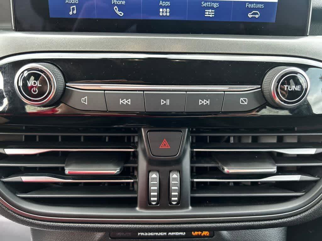 Certified 2023 Ford Escape Active AWD/4WD image 12